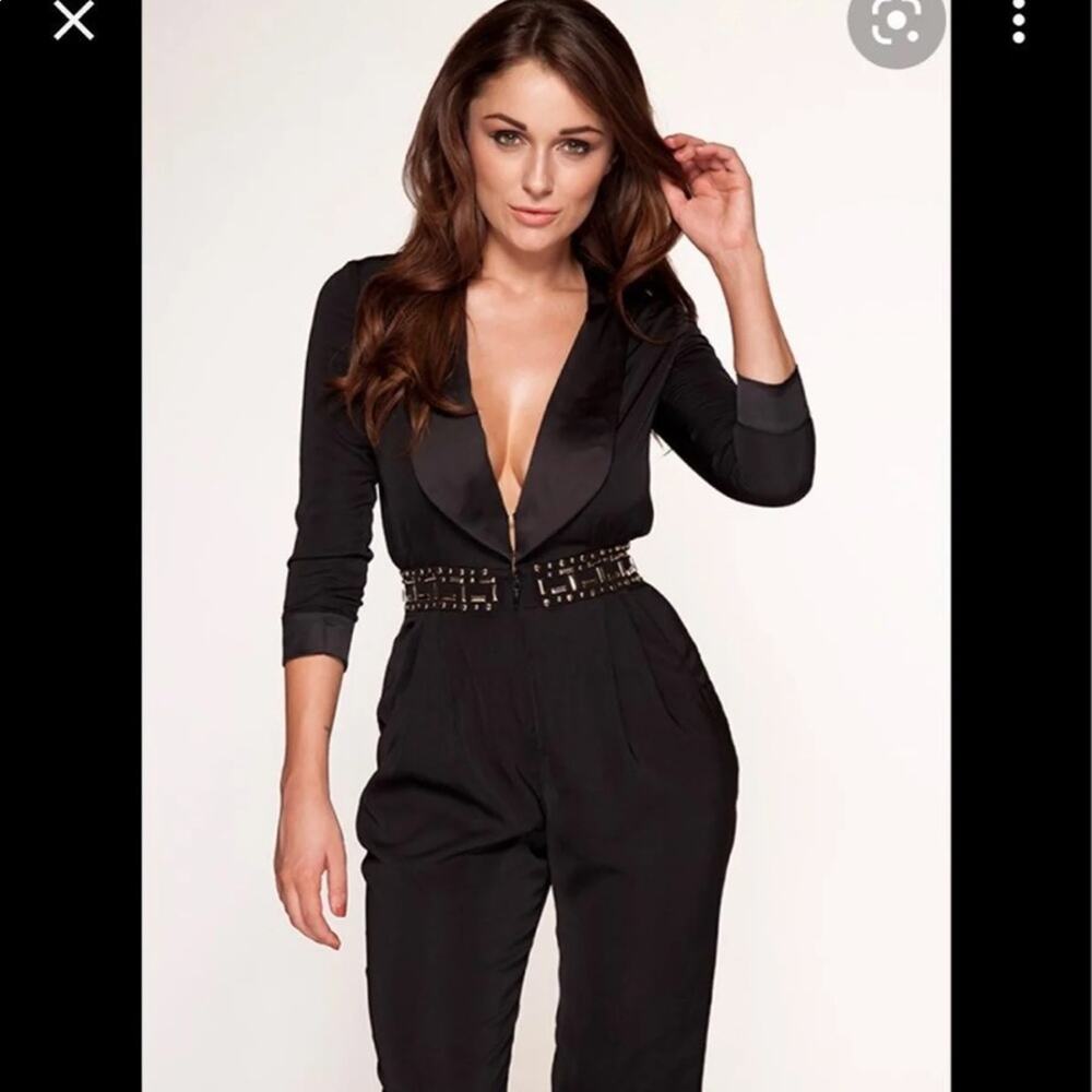 Celeb Boutique Kiera Tuxedo Jumpsuit XS Black Deep V Studded Waist